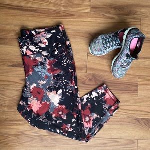 Livi Active 22/24 wicking leggings